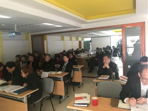 5dbdb7a88482b.jpg 2.jpg